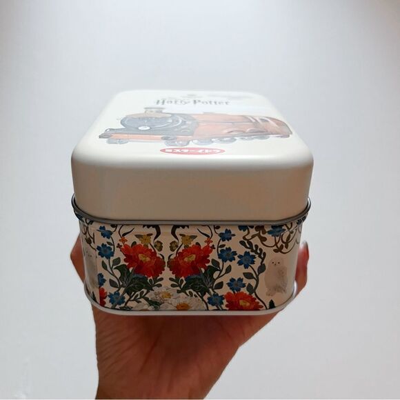 Harry Potter Digestive Chocolate Biscuit Tin Studio Tour Tokyo Empty Tin Only - Picture 3 of 7